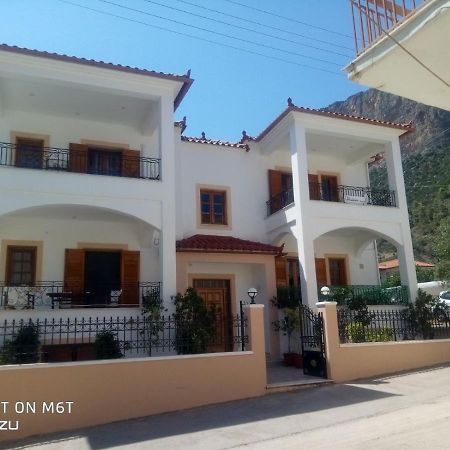 Delicatessen House Διαμέρισμα Λεωνίδιο Εξωτερικό φωτογραφία