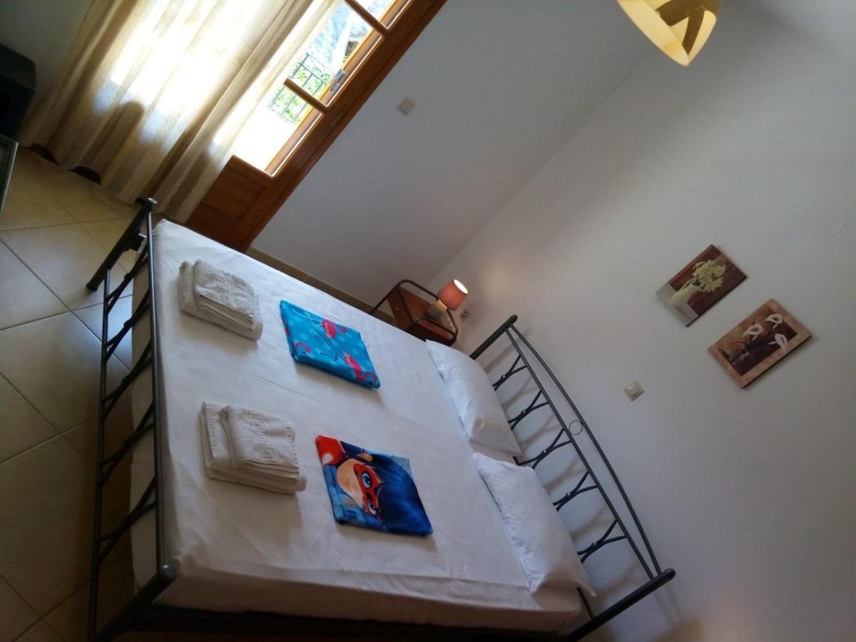 Delicatessen House Διαμέρισμα Λεωνίδιο Εξωτερικό φωτογραφία